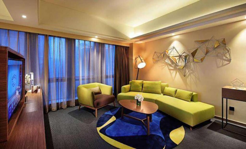 Hampton By Hilton Changsha Xingsha Exterior photo